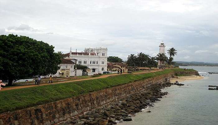 Visit Meeran Mosque