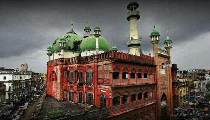 Nakhoda Mosque, places to visit in kolkata