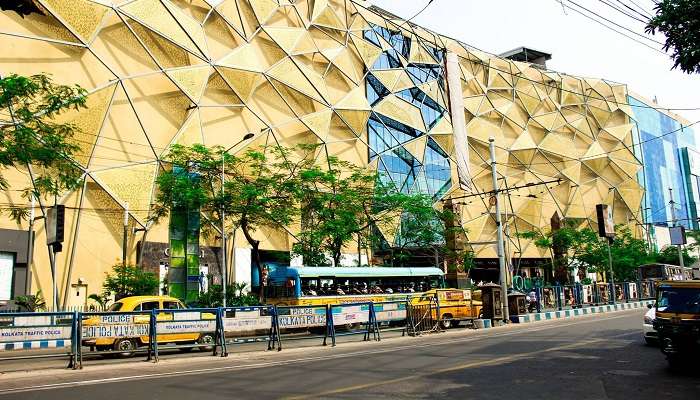 Quest Mall, places to visit in kolkata