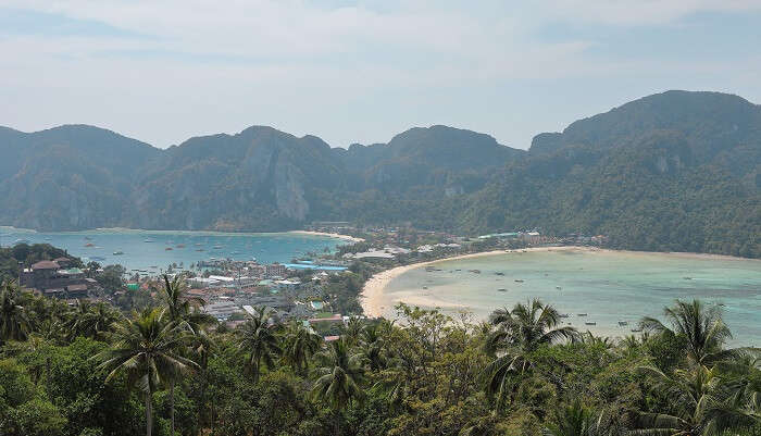 Beach view in Phi Phi Island