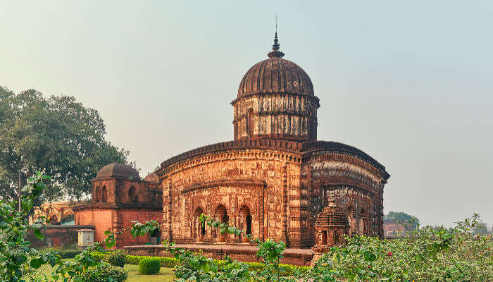 It is among one of the best tourist places in Bishnupur