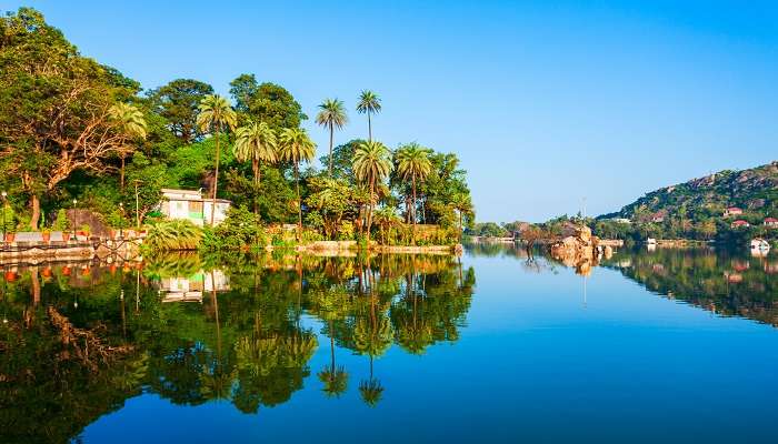 Mont Abu est la meilleur lieux à visiter en juillet en Inde