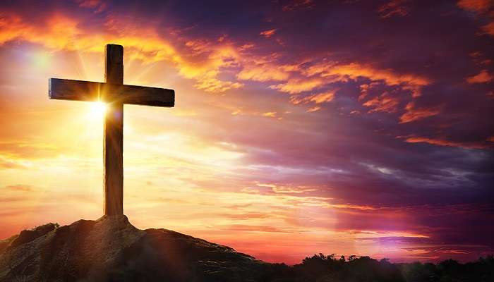 An image of a cross, a symbol of Paliakkara Church, one of the places to visit in Thiruvalla