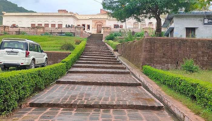 Revisit the history of the region at Ramnagar Fort