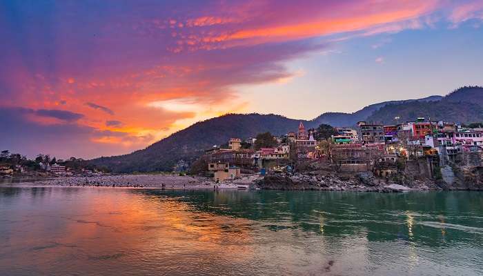 Rishikesh est l'une des meilleures attractions touristiques en été