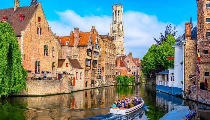 Explorez Bruge, c'est l'une des meilleurs endroits à visiter en janvier