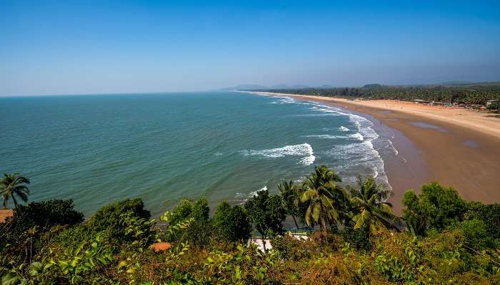 La vue magnifique de la plage de Gokarna, c'est l'une des meilleur lieux à visiter en mars en Inde 