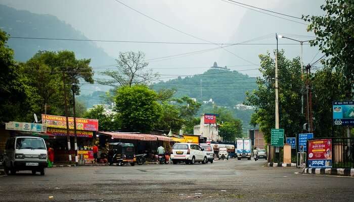 Katra, Explorez la Ville religieuse