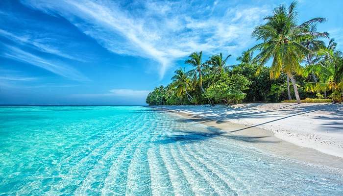 Explorez l'Îles Maldives, c'est l'un des meilleurs endroits à visiter en septembre