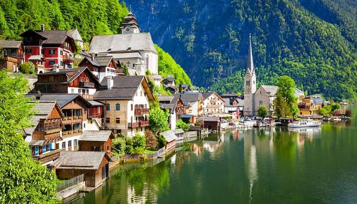 Explorez Salzkammergut. c'est l'un de meilleur lieux à visiter en Autriche 