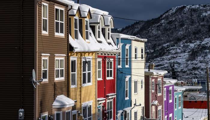 Rue escarpée à St. John's