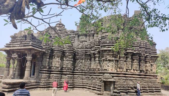 Explorez le magnifique ancien temple de Shiva à Thane, c'est l'un des meilleurs lieux à visiter