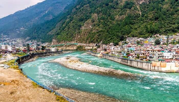 Uttarkashi est l'un des meilleur lieux à visiter près de Chandigarh