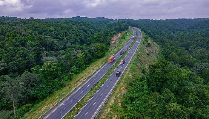 road view for one day trip to Pondicherry from Chennai