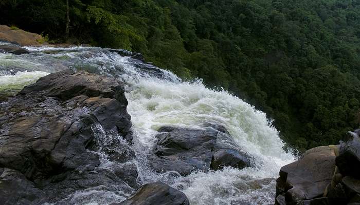 scenic view of the waterfalls