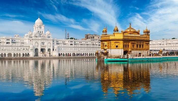 Explorez Gurudwara, Golden Temple a Amritsar, c'est l'une des meilleur lieux à visiter en Inde