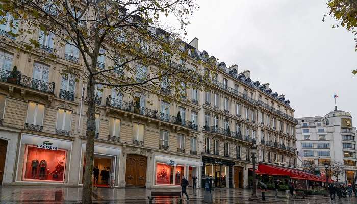 Visiter l'Avenue des Champs-Élysées