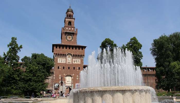 visiter la Château des Sforza