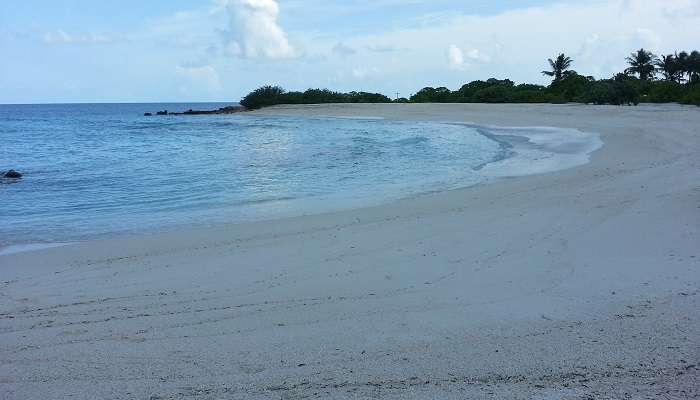 Emboodhu Finolhu Island, c'est l'une des meilleur lieux à visiter aux Maldives