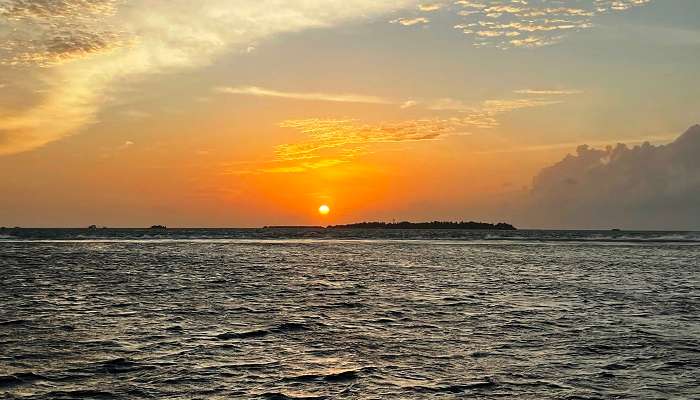 L'ile d'Huvahendhoo, c'est l'endroits populaires aux Maldives