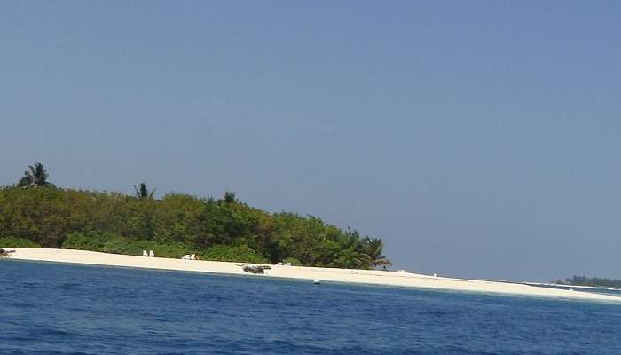 Île Vaadhoo, c'est l'une des meilleur lieux à visiter aux Maldives