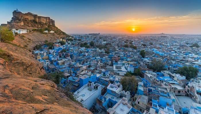 La ville bleue et le fort Mehrangarh à Jodhpur, c'est l'une des meilleur lieux à visiter en Inde