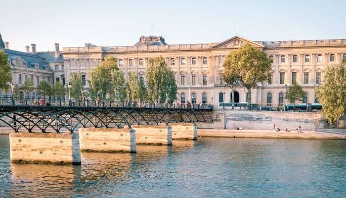 Musée De L'Orangerie, c'est l'un des lieux célèbres à visiter à Paris