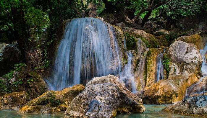 La chutes de Kempty à Mussoorie, c'est l'une des meilleur lieux à visiter en Inde