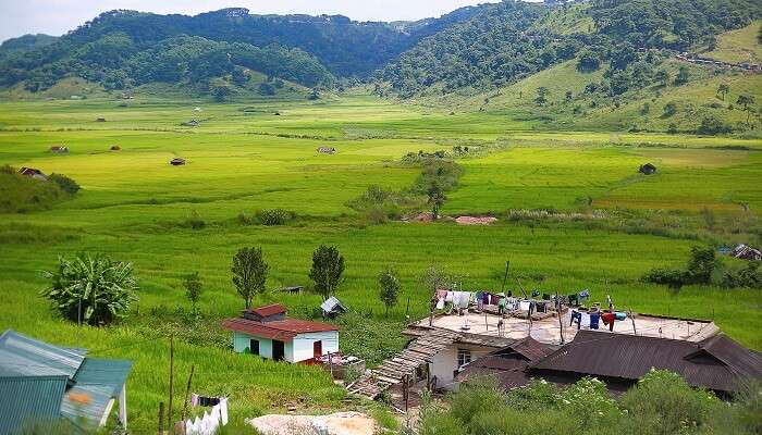 जोवाई मेघालय के प्रसिद्ध पर्यटन स्थलों में से एक है 