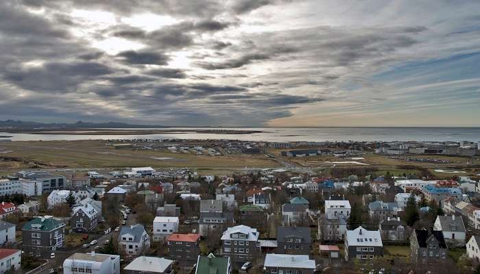 Reykjavik – Islande, C’est l’une des meilleurs endroits à visiter en mars dans le monde