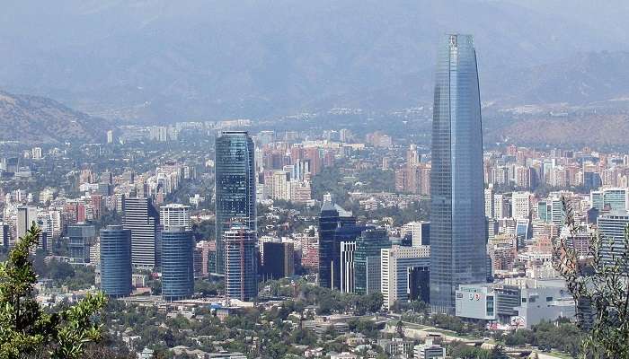 Santiago – Chili, C’est l’une des meilleurs endroits à visiter en mars dans le monde