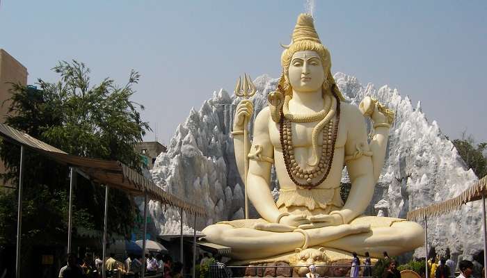 Shivoham Shiva Temple, C’est l’une des meilleur temples à Bangalore