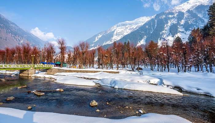 भारत में सर्वश्रेष्ठ हनीमून स्थल में पहलगाम सबसे अच्छी जगह है