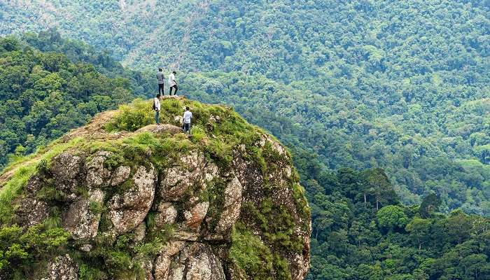 पारून्थुम्पारा केरल में घूमने के लिए सबसे अच्छी जगहें है