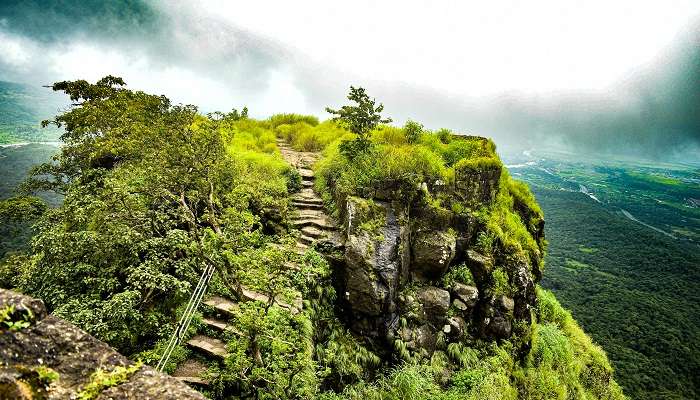 Karnala, C’est l’une des meilleurs endroits à visiter à Maharashtra en été