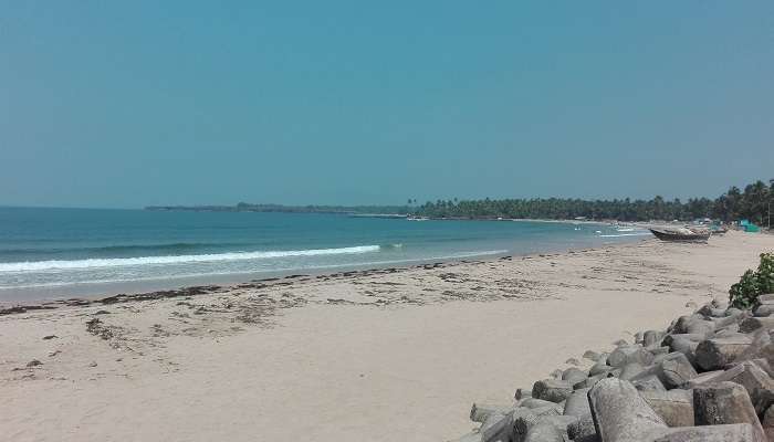 La vue de Plage à Malvan, C’est l’une des meilleurs endroits à visiter à Maharashtra en été