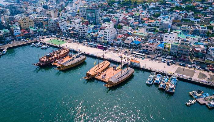 A wonderful view of Tongyeong which is one of the best small towns in South Korea