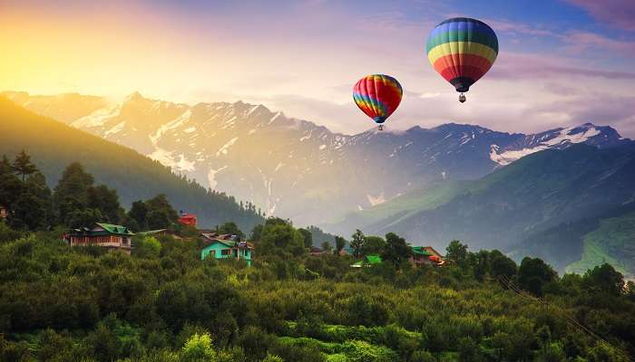 मनाली दिल्ली के पास घूमने योग्य स्थान में से एक है