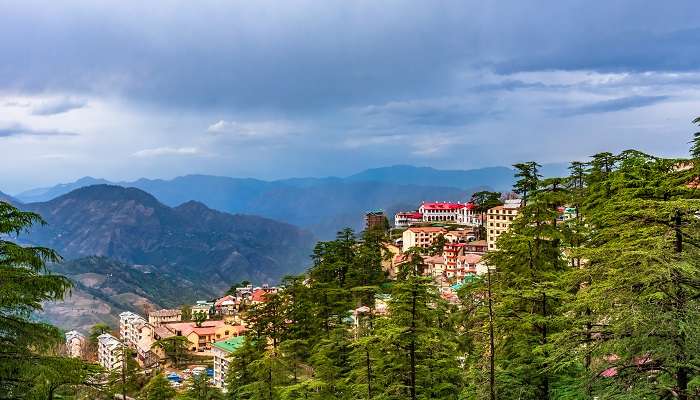 शिमला यकीनन उत्तर भारत का सबसे लोकप्रिय हिल स्टेशन है