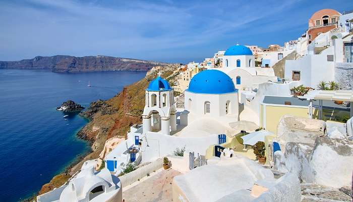 Santorin, C’est l’une des meilleurs endroits à visiter en Grèce