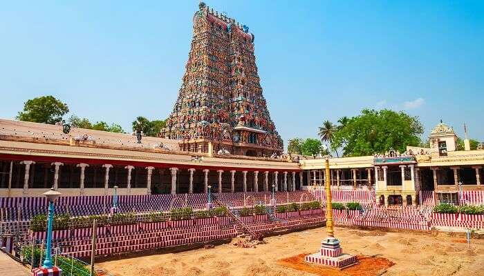 Temple Meenakshi Amman, Madurai, C’est l’une des meilleurs lieux historiques célèbres en Inde