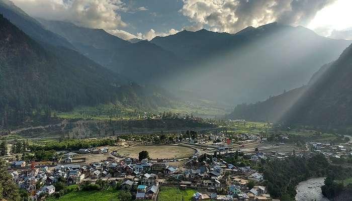 किश्तवाड़ का राष्ट्रीय उद्यान वन्य जीवन और प्रकृति प्रेमियों को आकर्षित करता है