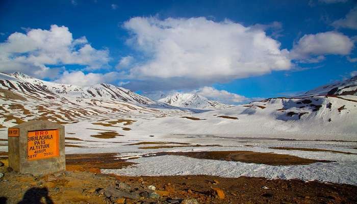 स्पीति घाटी में करने के लिए चीज़ें में से एक बारालाचा दर्रा है