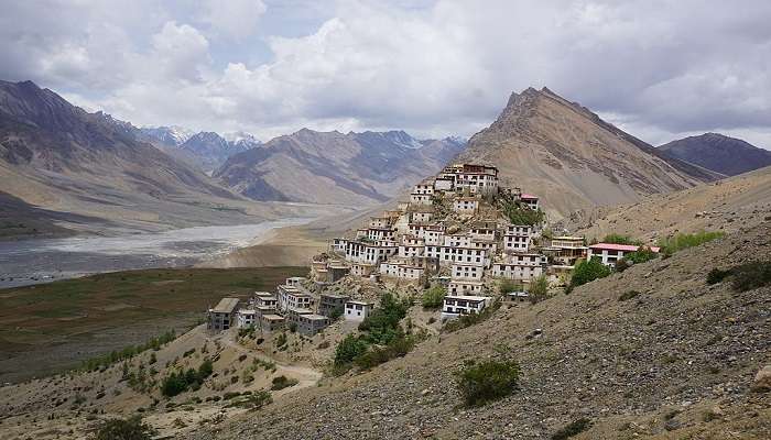 बौद्ध मठ स्पीति घाटी में करने के लिए चीज़ें है