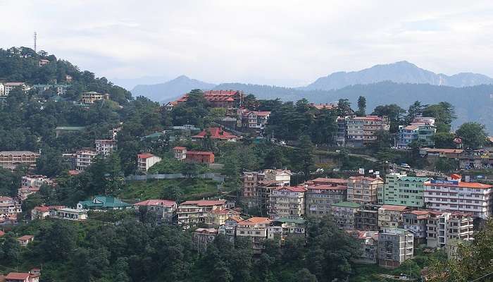 शिमला को भारत के सभी बेहतरीन यात्रा स्थलों में से सबसे प्रसिद्ध स्थान माना जाता है