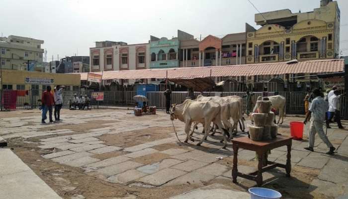 A view of the Dakshina Kasi temple