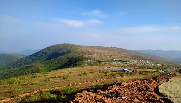 Sprawling Deomali Hill view, a sight to behold.