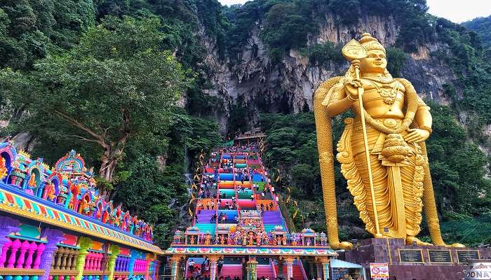 Grottes de Batu, C’est l’une des meilleurs endroits à visiter à Kuala Lumpur