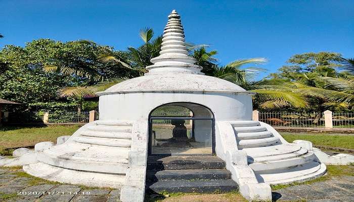 A unique architecture of Karumadikuttan Temple