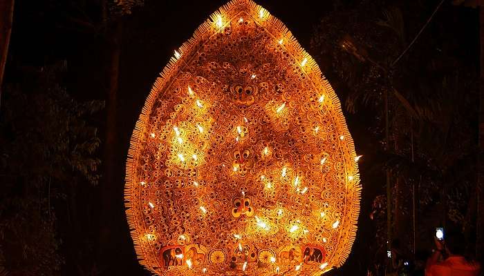 One of the most popular rituals performs at temples in Pathanamthitta